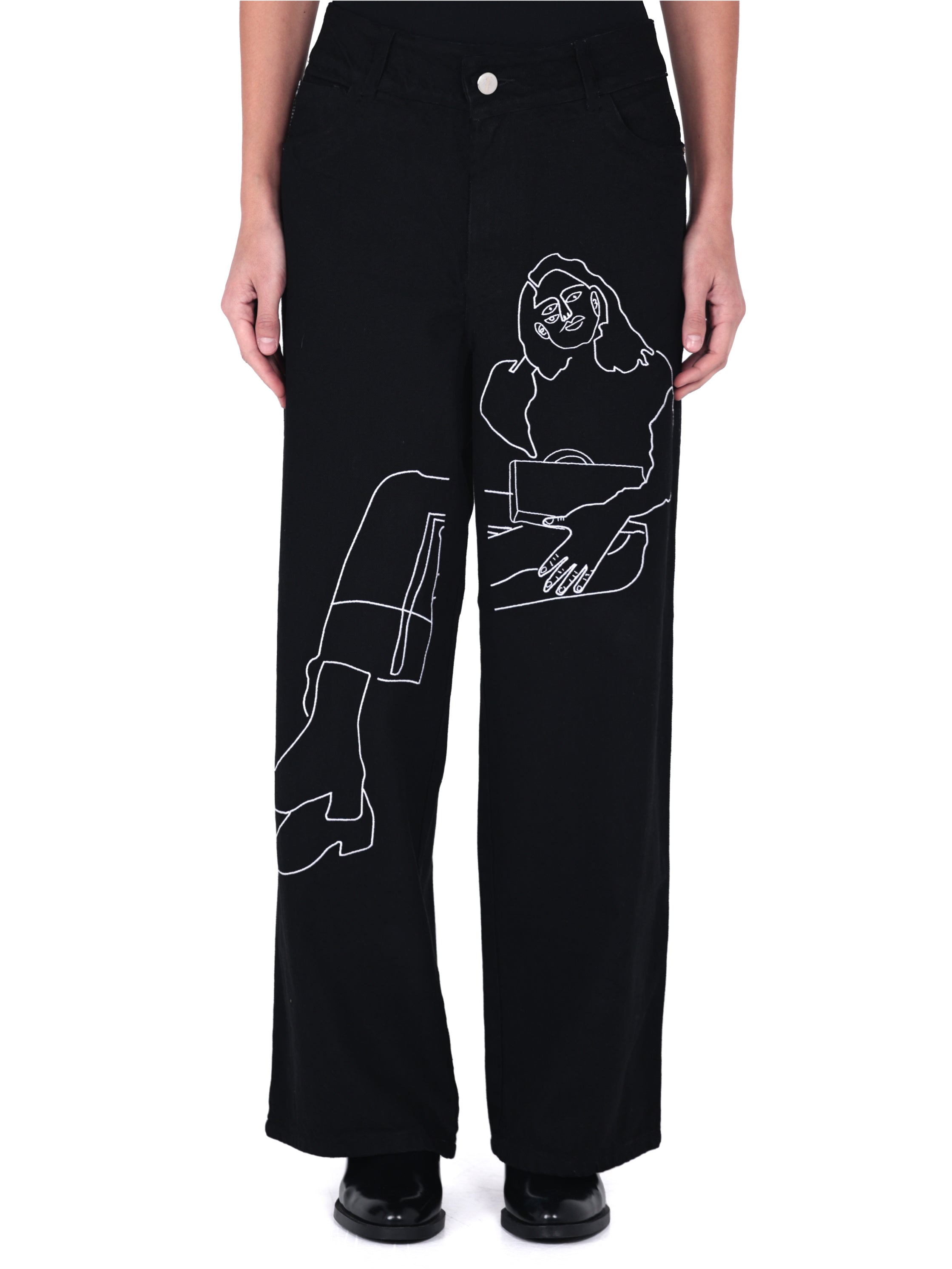 Chava con botas CNegro