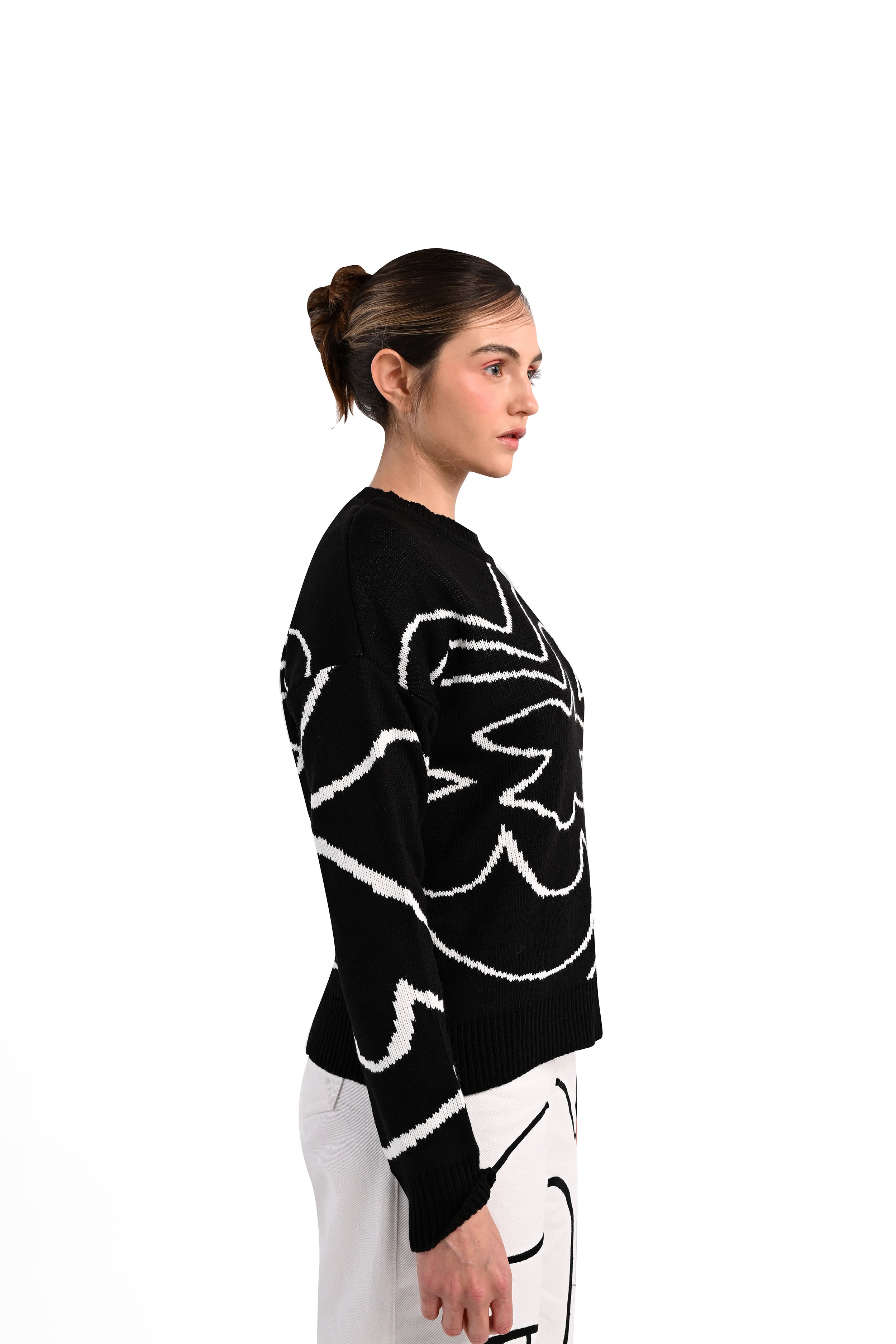 Begonia Black Crewneck